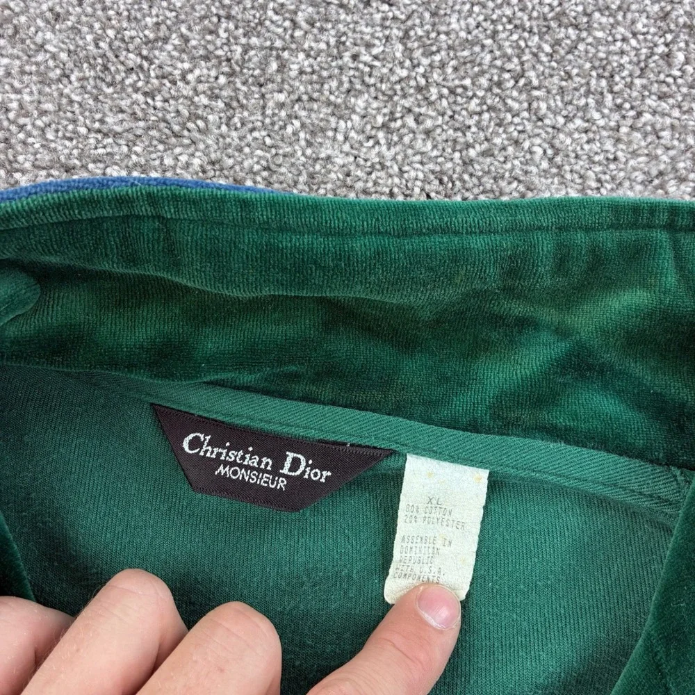 Dior measures 26